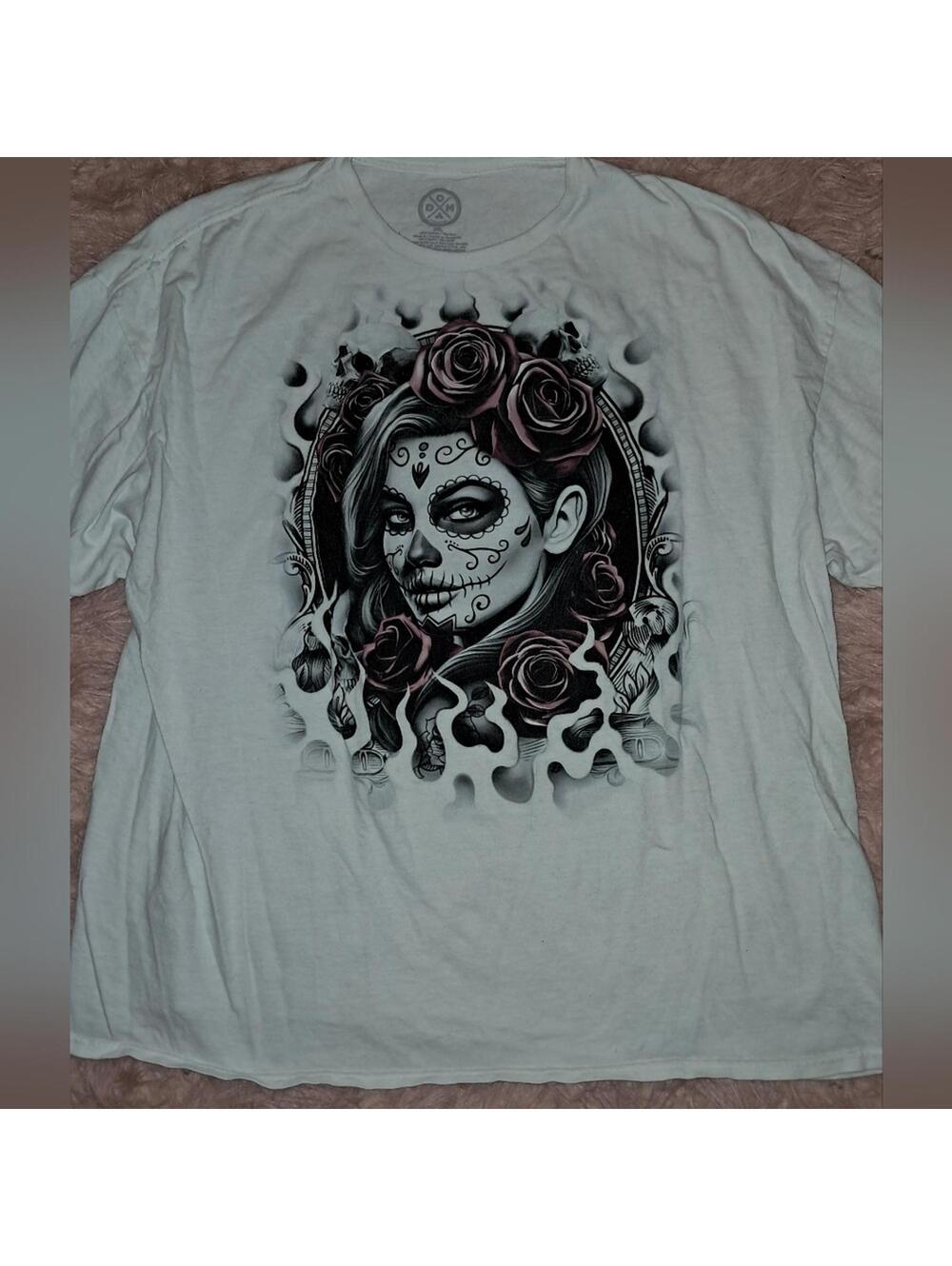 White Graphic Short Sleeve Tee